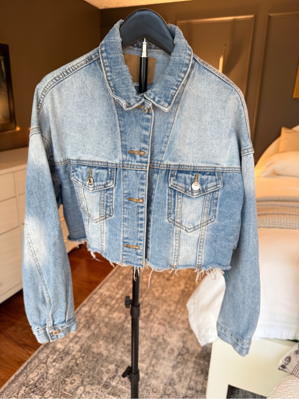 Oversized Cropped Distressed Denim Jacket Size Small Light Wash Raw Hem